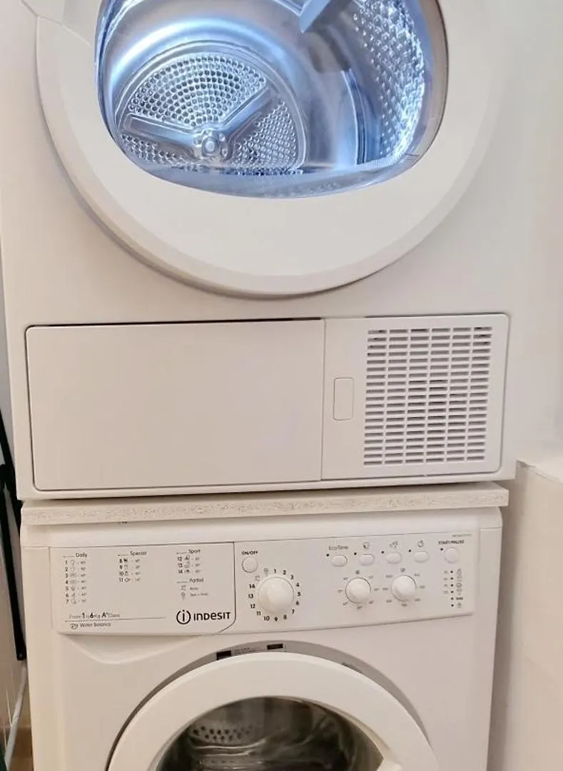 Finnem Rentals Pod Znonarkou 프라하 0*,  체코
